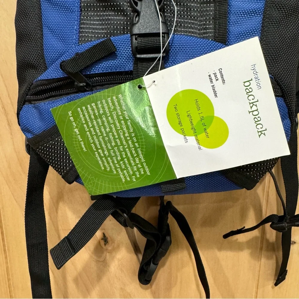 Discovery Channel Hydration Backpack NWT! Blue Camping Hiking Hydropak